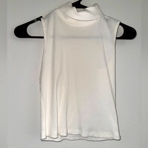 SHEIN WHITE TURTLE NECK